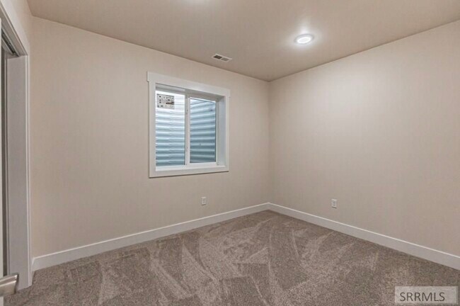 Building Photo - 1132 Bingham Ave