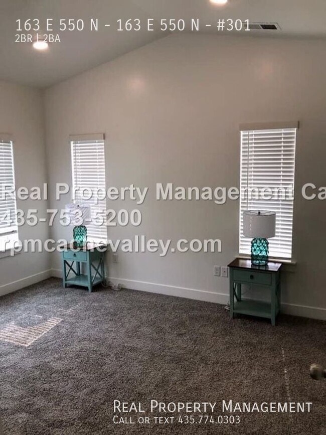 Building Photo - 163 E 550 N