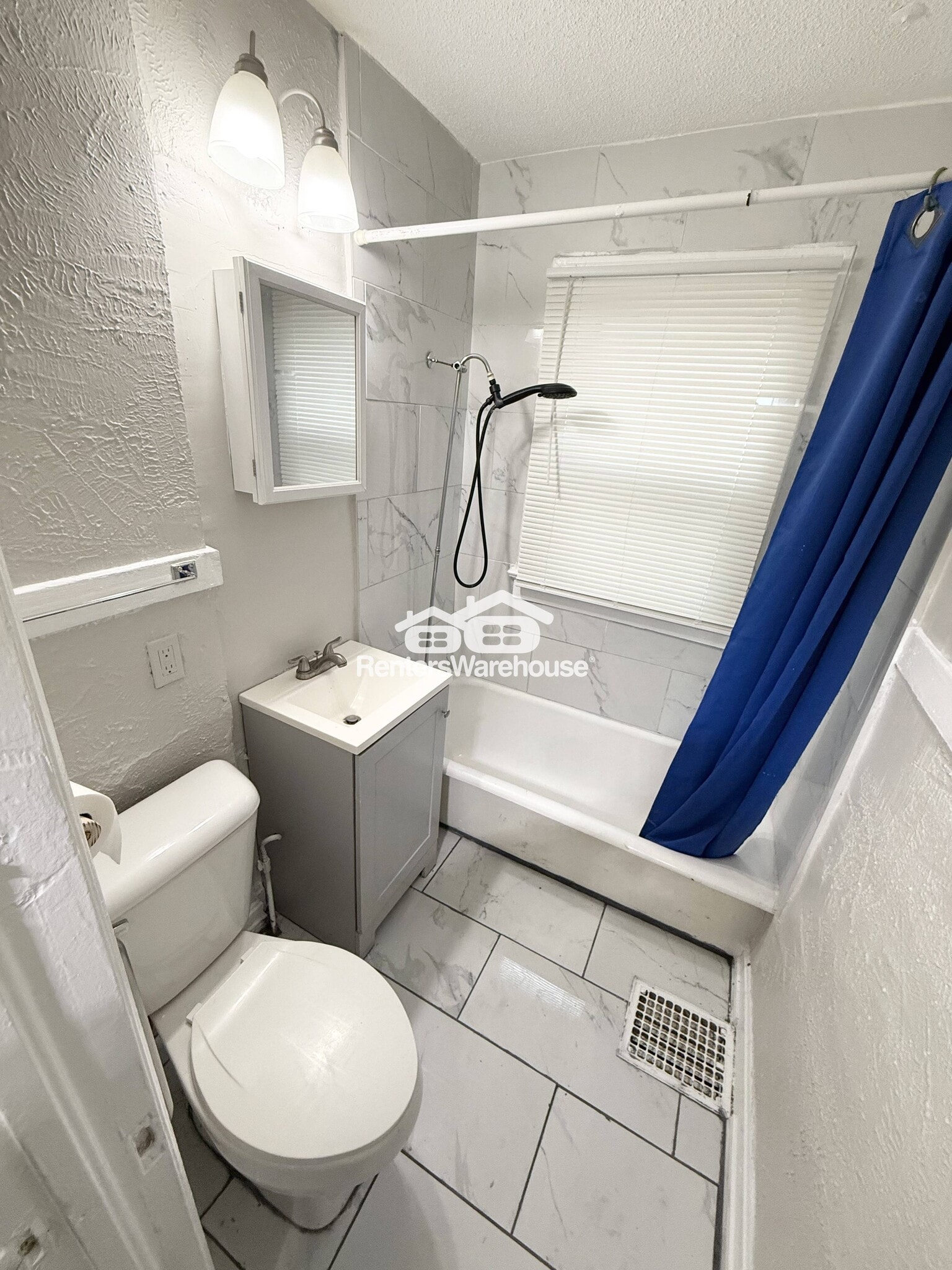 Building Photo - 5418 Olive St