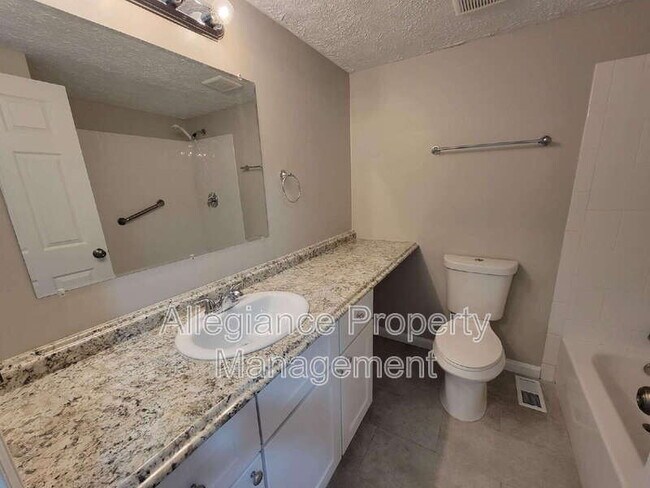 Building Photo - 7598 Springfield Hills Dr