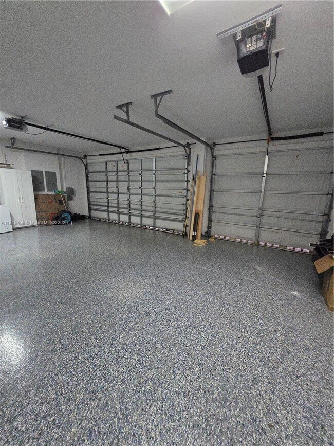 Building Photo - 15088 SW 34th St