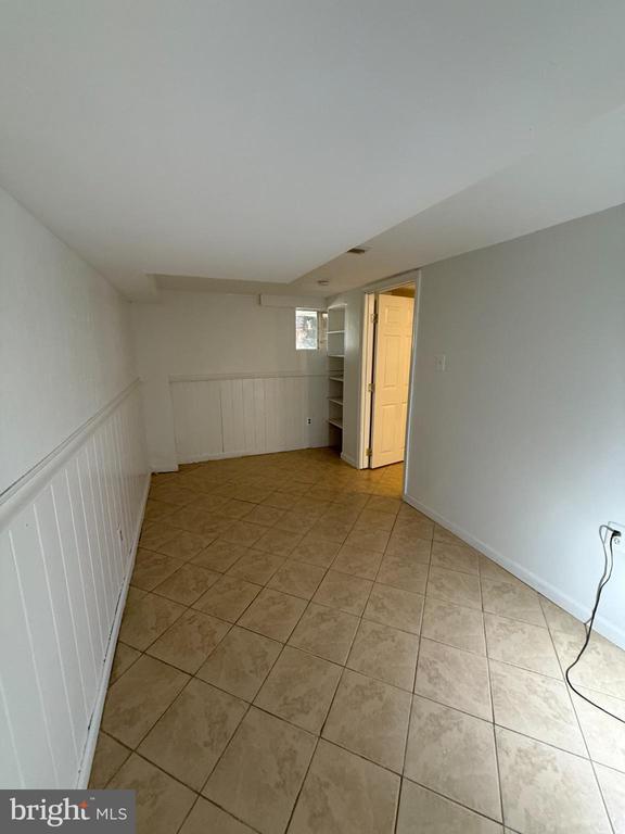 Building Photo - 1714 E St NE