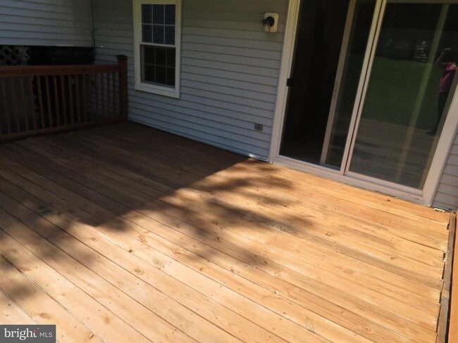 Building Photo - 1513 Wampanoag Dr