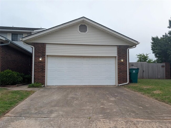 Primary Photo - 12925 Carrie Ct
