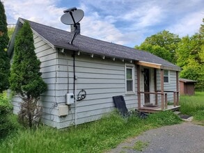 Building Photo - 4205 Albany St