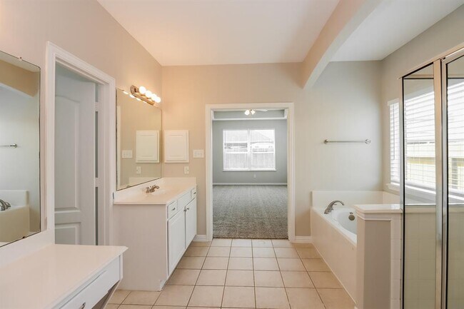 Building Photo - 13206 Indigo Creek Ln