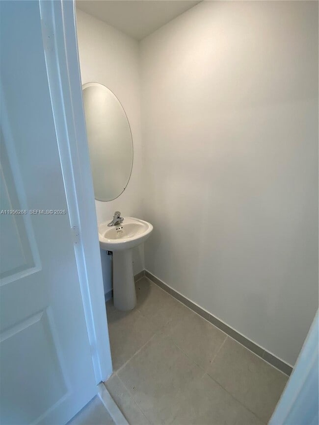 Building Photo - 26400 SE 19th St