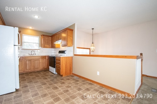 Building Photo - 23505 W 73rd St