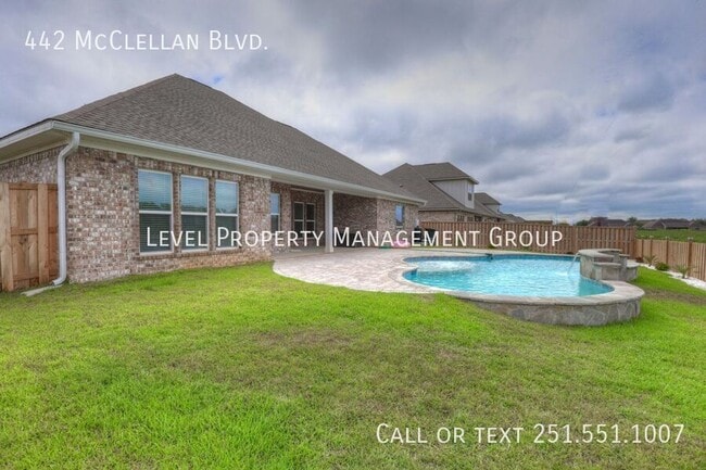 Building Photo - 442 McClellan Blvd