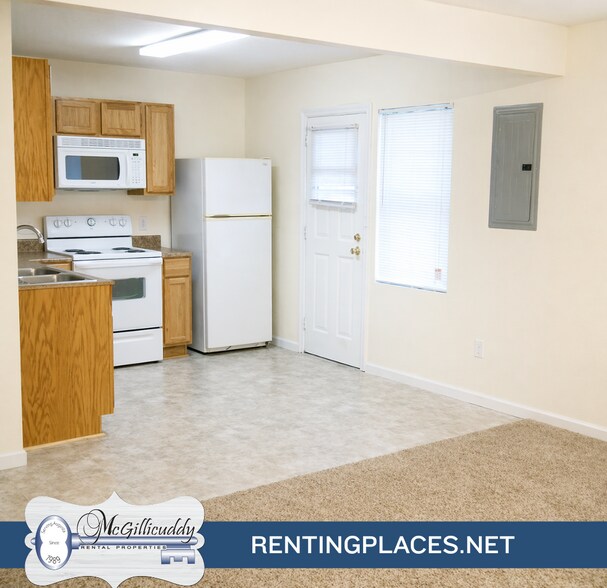 Building Photo - 1246 Holden Dr