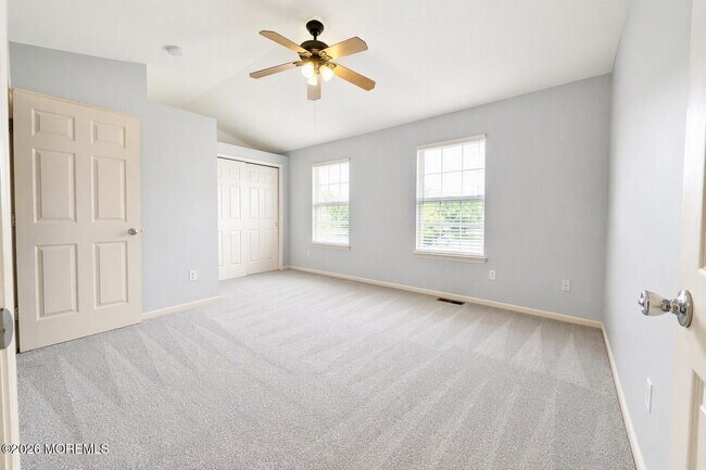Building Photo - 53 Grassmere Ct