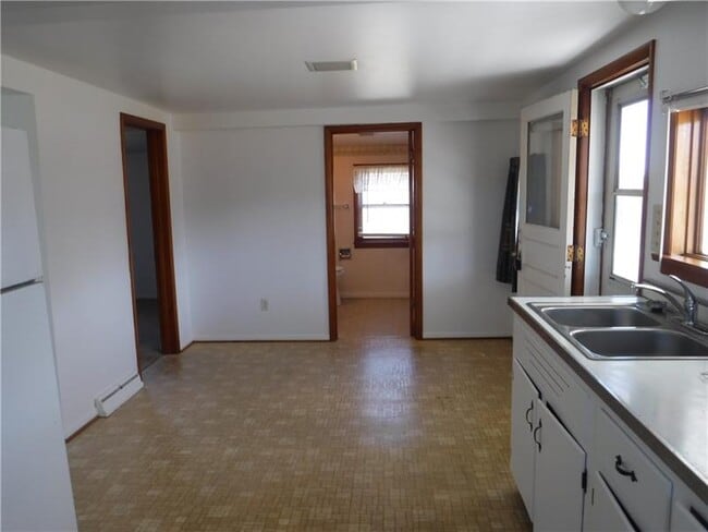Building Photo - 358 Harpers Ferry Rd