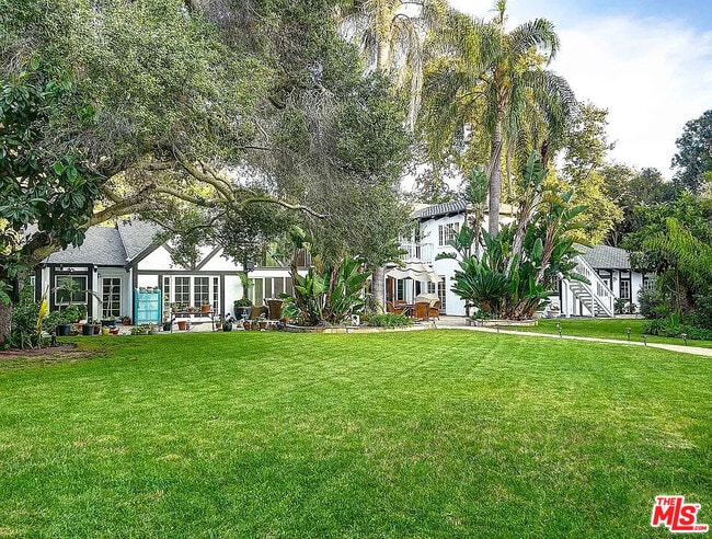 Building Photo - 6315 Bonsall Dr