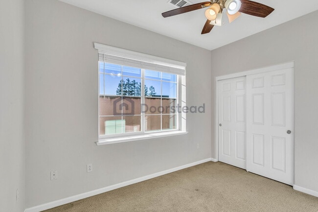 Building Photo - 2743 Lavender Ter