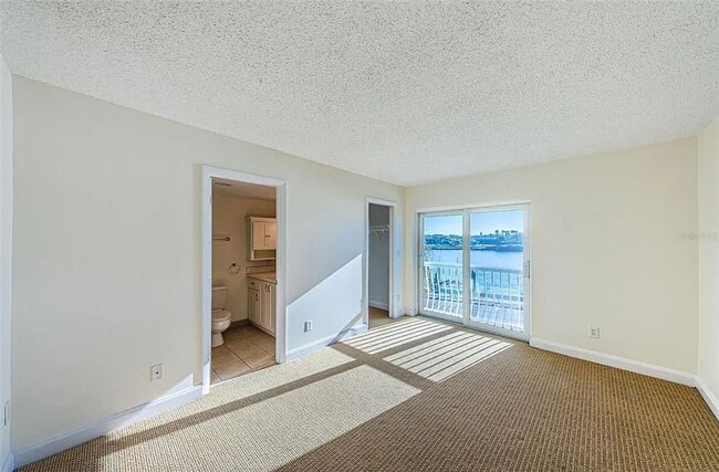 Building Photo - Beachfront Paradise in Indian Shores – Stunning Gulf & Intracoastal Views! 3bed|2bath