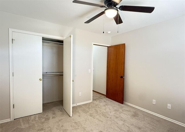 Building Photo - 18212 Willow Oak Ln