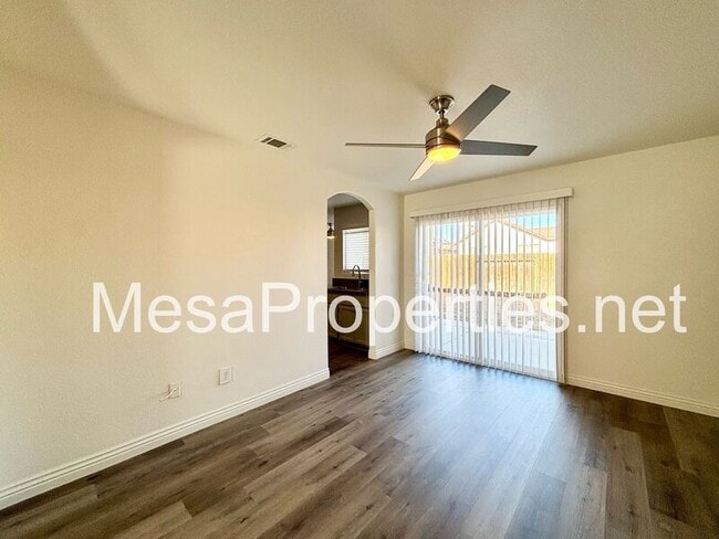 Building Photo - 16992 Lido Cir