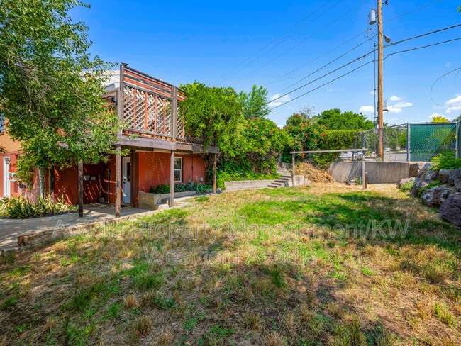 Building Photo - 4092 Orchard Dr