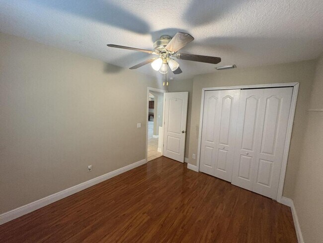 Building Photo - 6117 Whimbrelwood Dr