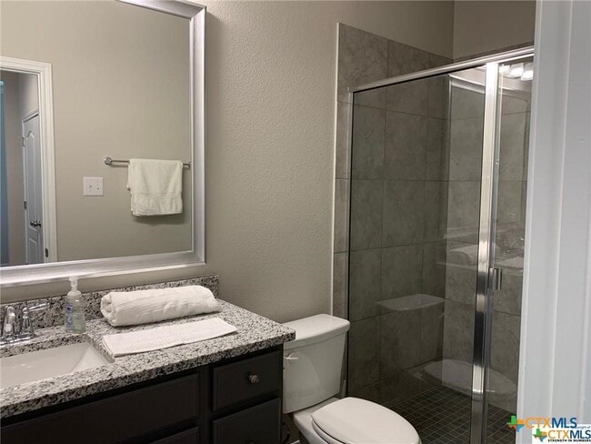 Building Photo - 515 Salt Lick Dr