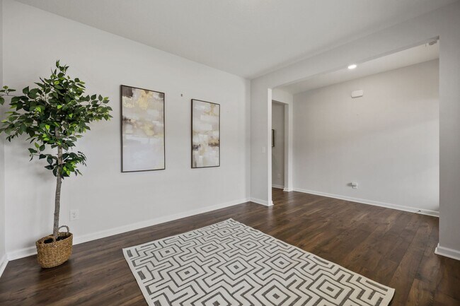 Building Photo - 545 Robotic Ln