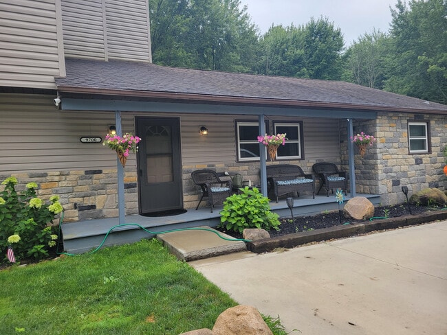 Building Photo - 9700 Root Rd