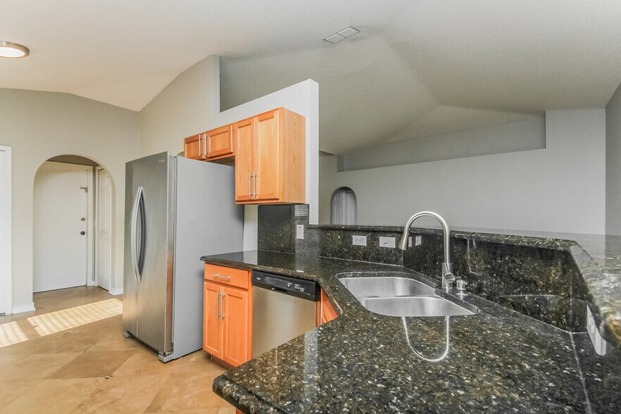 Building Photo - 4821 Petal Pawpaw Ln