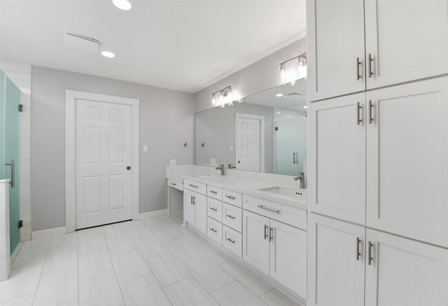 Building Photo - 2019 Brimberry St