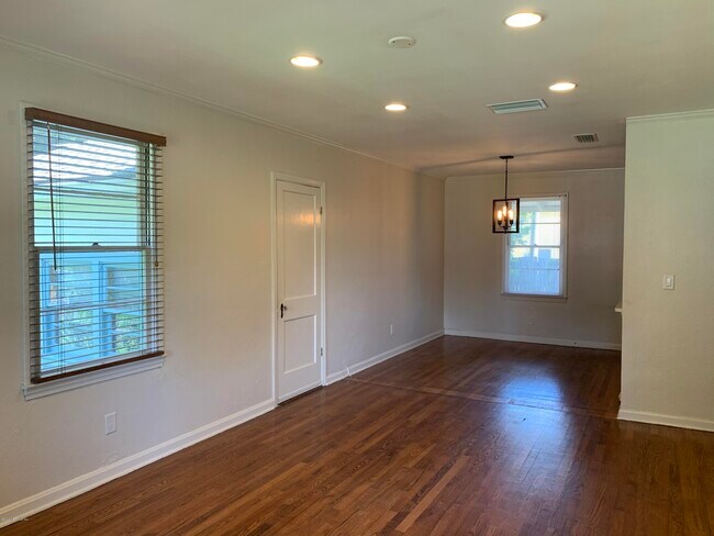 Building Photo - 5645 Nettie Rd
