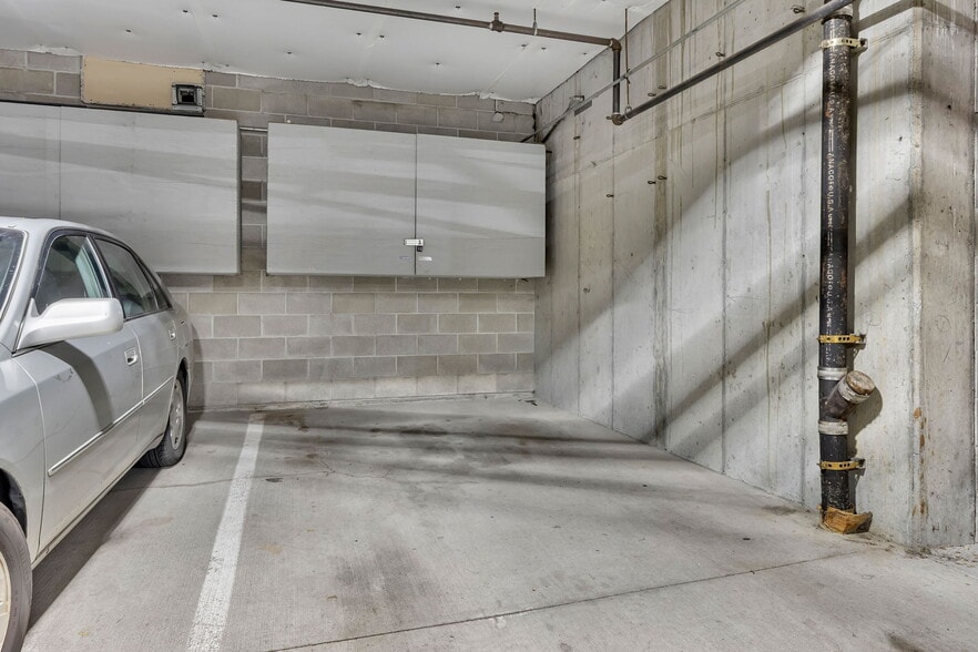 Private parking with storage locker - 618 NW 12th Ave