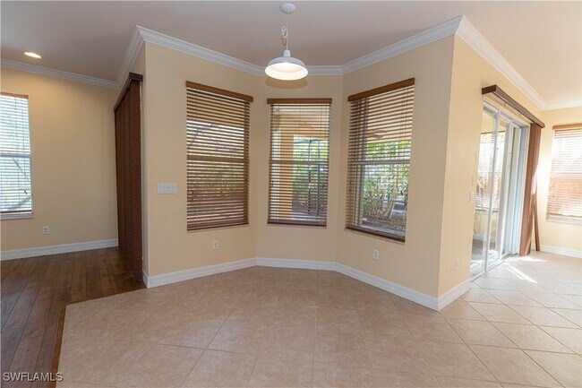 Building Photo - 10094 Mimosa Silk Dr