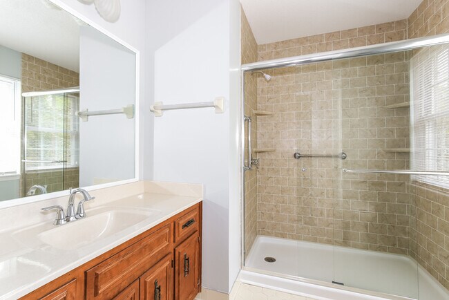 Building Photo - Inviting 3-Bedroom Two-Story in Stone Mill