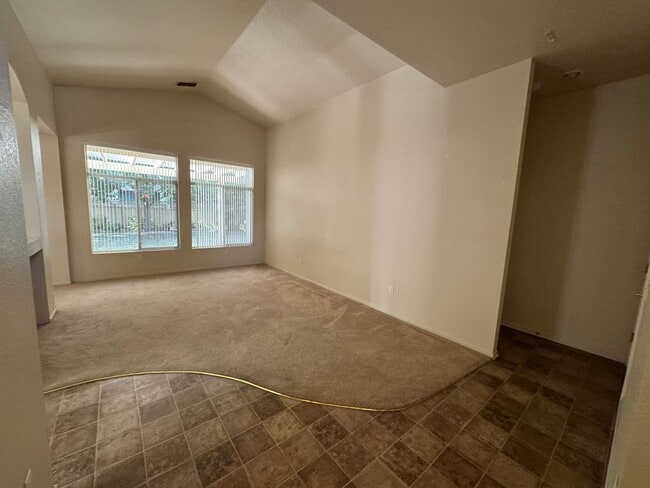 Building Photo - DEL WEBB 55+ COMMUNITY SINGLE STORY 2 BED,...