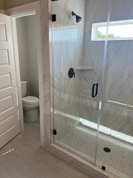 Building Photo - 3336 Vine Ter Trce