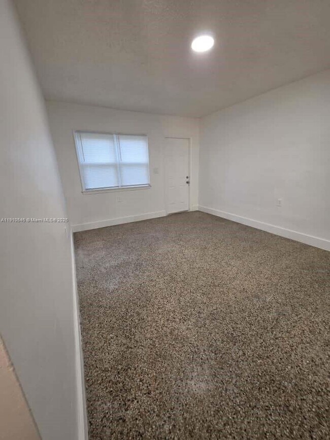 Building Photo - 1948 Fillmore St