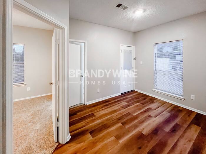 Building Photo - 910 Gable Ave