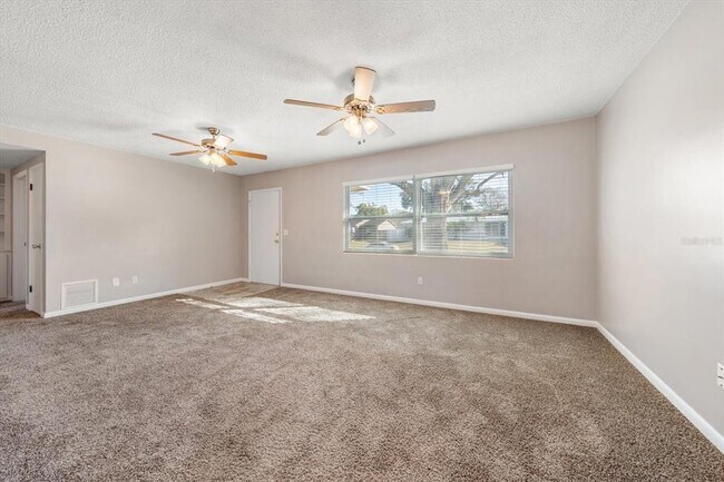 Building Photo - 1624 Fruitwood Dr