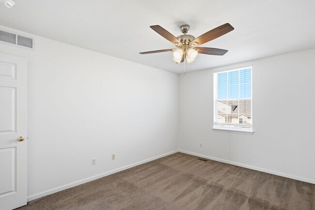 Building Photo - 3518-3520 Prescott Dr.