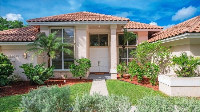 Building Photo - 1256 Manor Dr S
