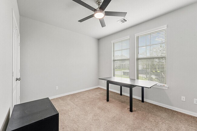Building Photo - 7454 French Quarter Ct
