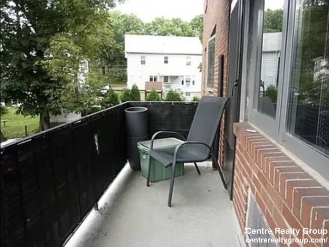 Building Photo - 125 Trapelo Rd