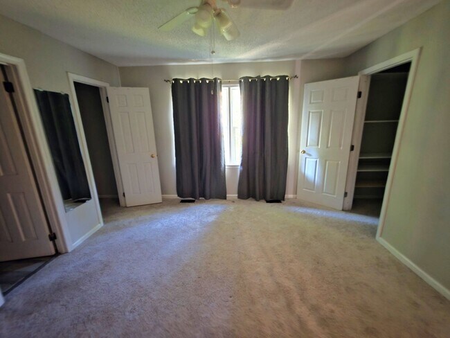 Building Photo - Beautiful Ranch Home in Newport News