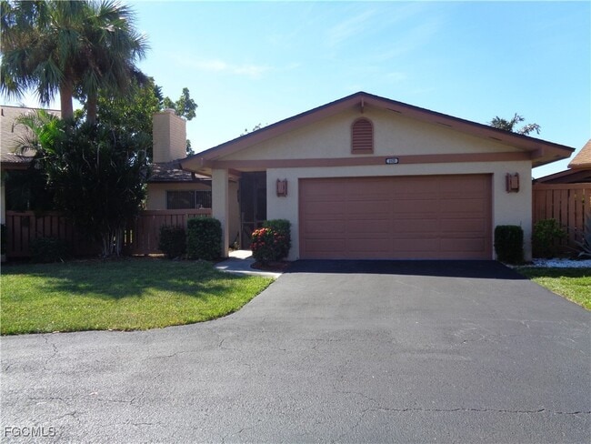 Primary Photo - 6429 Royal Woods Dr