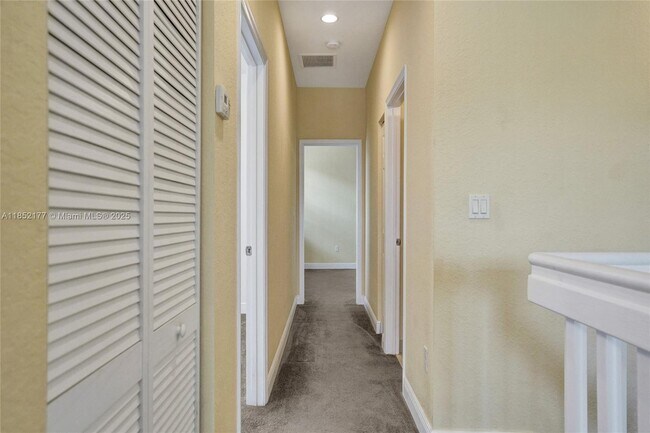 Building Photo - 1401 SW 147th Ter