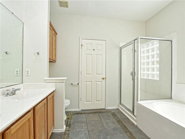 Building Photo - 1117 Rawhide Trail