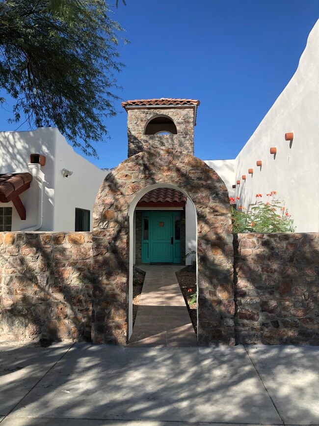 Building Photo - 35030 N 51st St