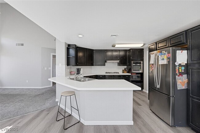 Building Photo - 8433 Dry Cliff Cir