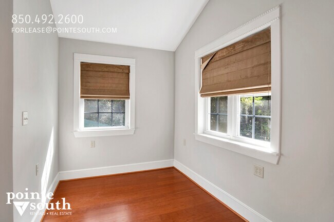 Building Photo - 18870 Highland Dr