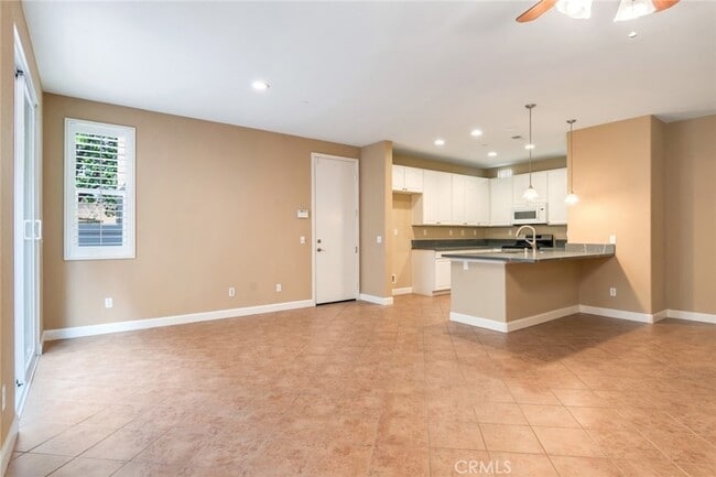 Building Photo - 26392 Fowler Dr