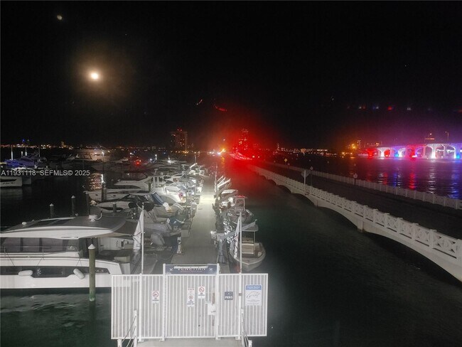 Building Photo - 555 NE 15th St